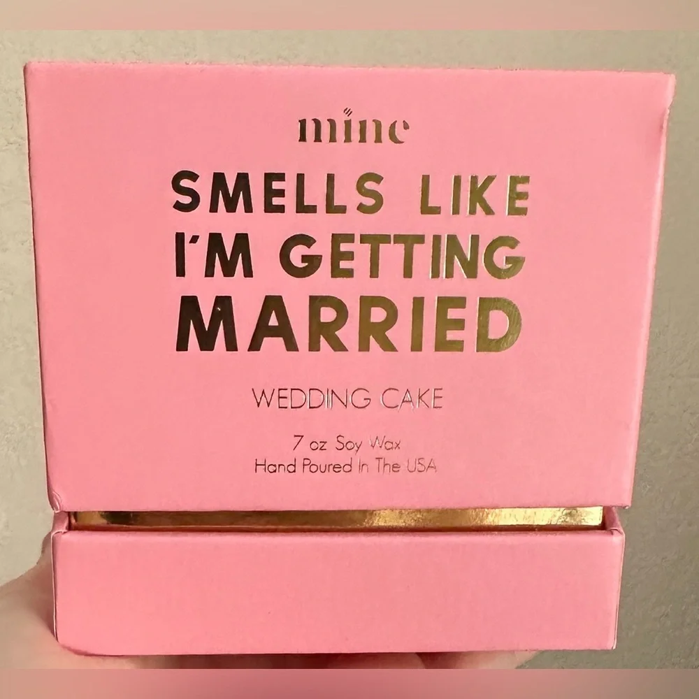 Mine - Smells like I’m getting married wedding cake 7oz soy wax candle NIB